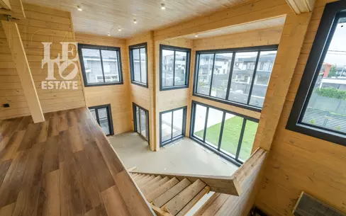 2-этажный коттедж 200 м² без отделки