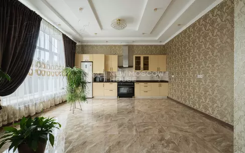 2-этажный коттедж 297 м² с отделкой