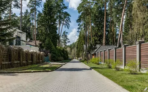 2-этажный коттедж 638 м² без отделки