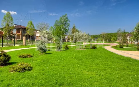 Участок 11 сот. в охраняемом поселке