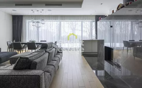 4-КОМН. ПЕНТХАУС С ОТДЕЛКОЙ 220 М² НА 4 ЭТАЖЕ
