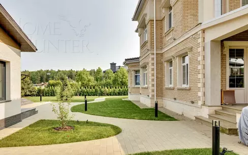 2-этажный коттедж 688 м² с отделкой