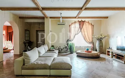 2-этажный коттедж 250 м² с отделкой