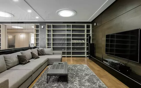 3-КОМН. КВАРТИРА С ОТДЕЛКОЙ 220 М² НА 4 ЭТАЖЕ