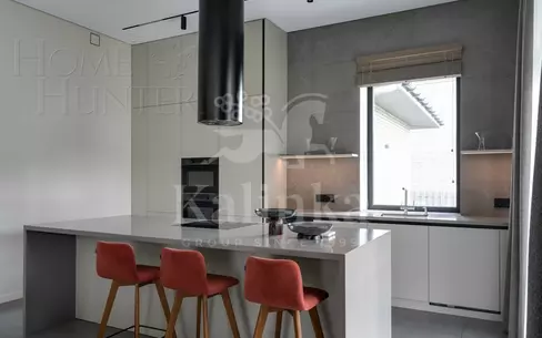 2-этажный коттедж 320 м² с отделкой
