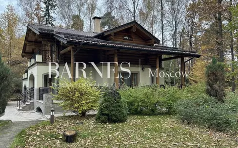 2-этажный коттедж 290 м² с отделкой
