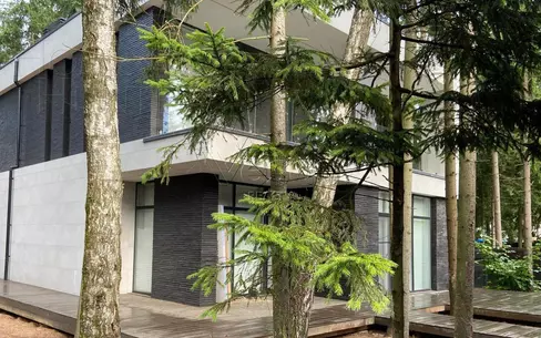 2-этажный коттедж 252 м² с отделкой