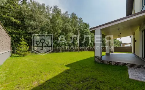 2-этажный коттедж 260 м² с отделкой
