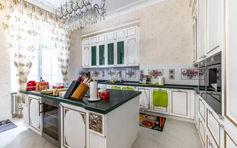 3-этажный таунхаус 375 м² с отделкой