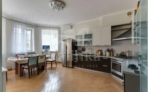 2-этажный коттедж 670 м² с отделкой