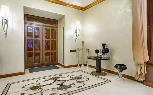 2-этажный коттедж 1 250 м² с отделкой