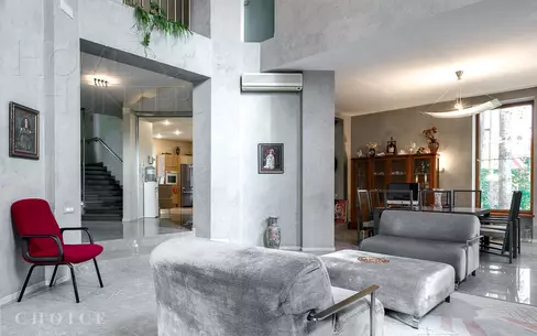 2-этажный коттедж 600 м² с отделкой