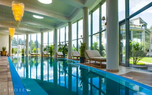 2-этажный коттедж 2 100 м² с отделкой