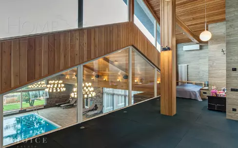 2-этажный коттедж 1 700 м² без отделки