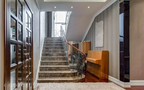 2-этажный коттедж 366 м² без отделки