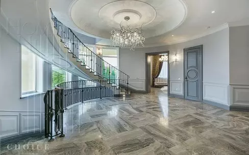 2-этажный коттедж 737 м² с отделкой