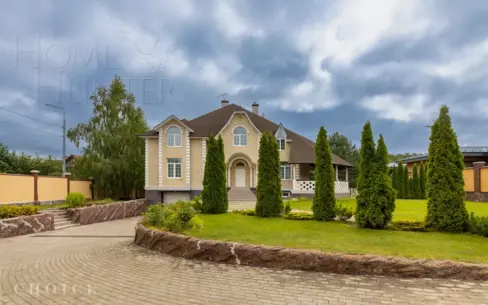 2-этажный коттедж 1 000 м² с отделкой