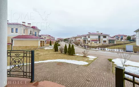2-этажный коттедж 855 м² без отделки