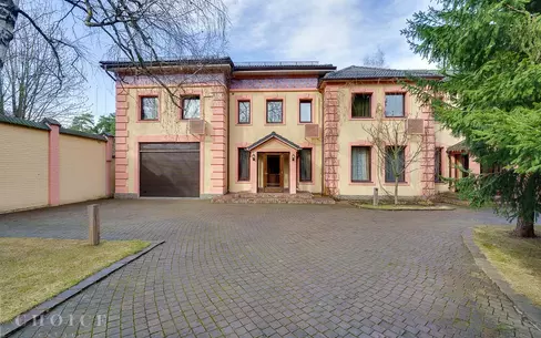 2-этажный коттедж 726 м² с отделкой