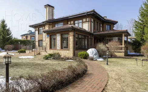 2-этажный коттедж 620 м² с отделкой