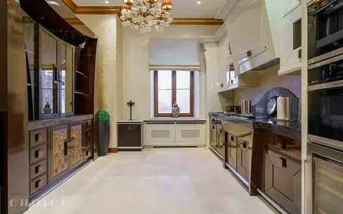 2-этажный коттедж 1 250 м² с отделкой