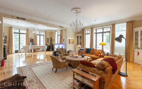 2-этажный коттедж 972.8 м² с отделкой