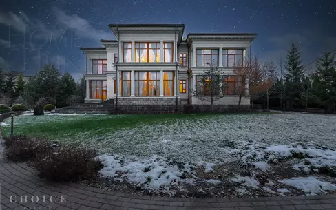 2-этажный коттедж 1 250 м² с отделкой