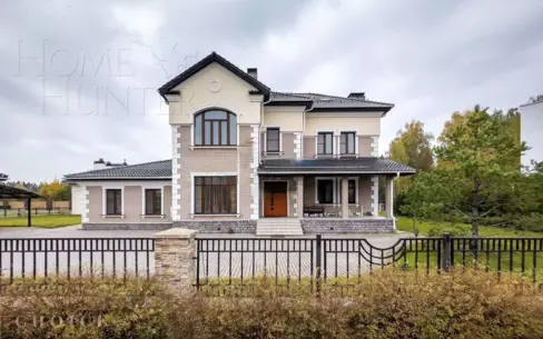 2-этажный коттедж 1 000 м² с отделкой