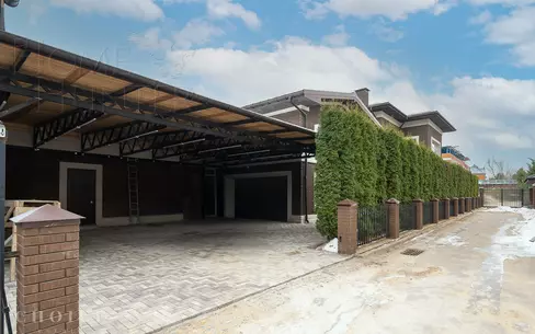 2-этажный коттедж 750 м² без отделки