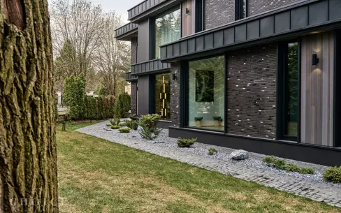 2-этажный коттедж 900 м² без отделки