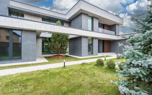 2-этажный коттедж 550 м² без отделки