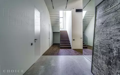 2-этажный коттедж 500 м² с отделкой