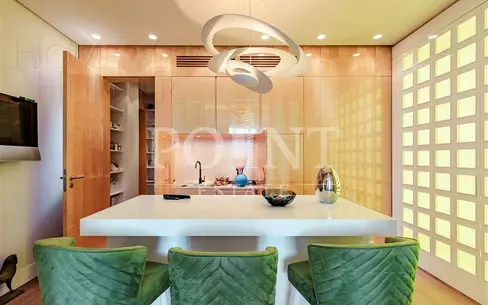 5-КОМН. КВАРТИРА С ОТДЕЛКОЙ 197.5 М² НА 5 ЭТАЖЕ