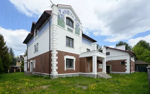 3-этажный коттедж 501.7 м² без отделки