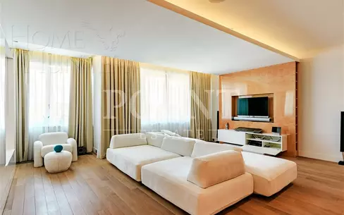5-комн. кв., 197.5 м², 5 этаж