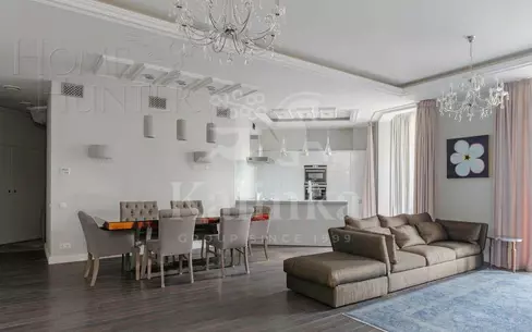 4-КОМН. КВАРТИРА С ОТДЕЛКОЙ 258.2 М² НА 1 ЭТАЖЕ