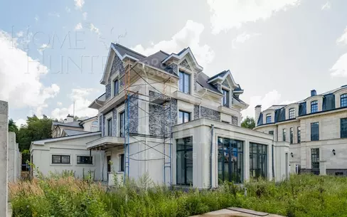 2-этажный коттедж 500 м² без отделки