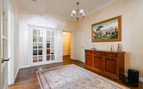 2-этажный коттедж 400 м² с отделкой