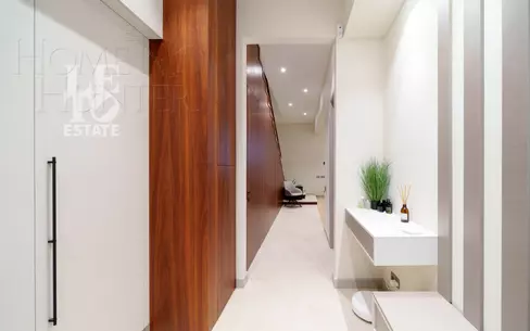 4-этажный таунхаус 278 м² с отделкой