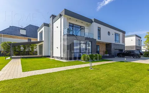 2-этажный коттедж 450 м² с отделкой
