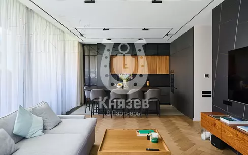 4-КОМН. КВАРТИРА С ОТДЕЛКОЙ 135.5 М² НА 2 ЭТАЖЕ