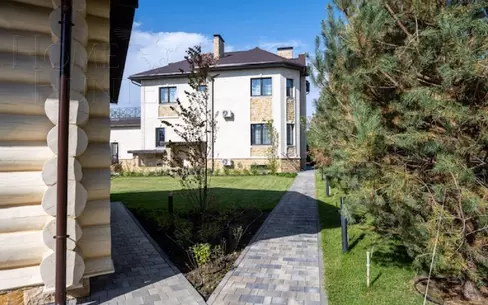 2-этажный коттедж 595 м² с отделкой