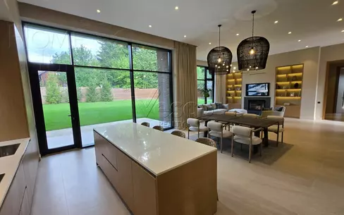 1-этажный коттедж 275 м² с отделкой