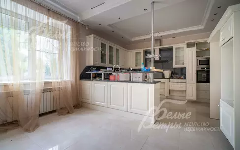 2-этажный коттедж 700 м² с отделкой