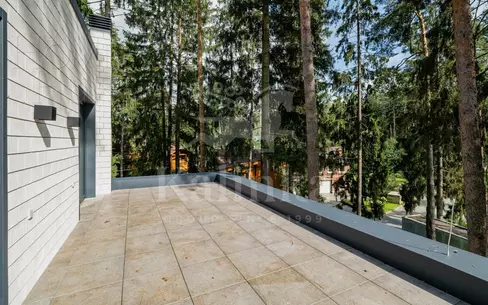 3-этажный коттедж 438 м² с отделкой
