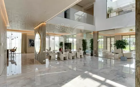 2-этажный коттедж 1 500 м² с отделкой