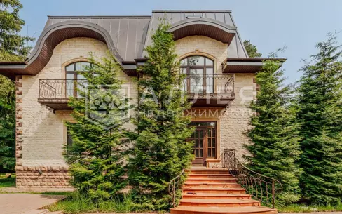 2-этажный коттедж 1 200 м² с отделкой