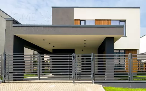 2-этажный коттедж 300 м² с отделкой