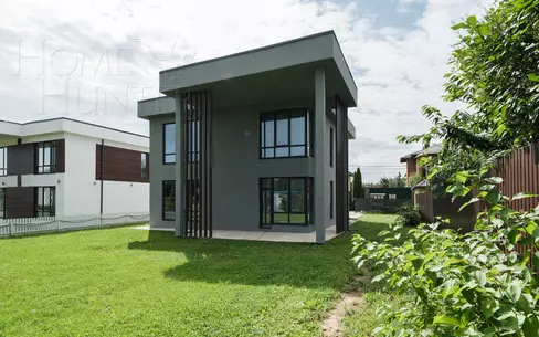 2-этажный коттедж 261 м² с отделкой