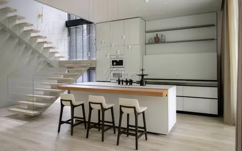 2-этажный коттедж 380 м² с отделкой